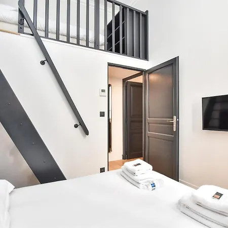 Cosy - 2br-7p - Arc De Triomphe Parigi
